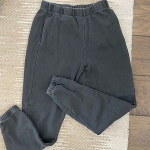 WASHED BLACK SWEATPANTS